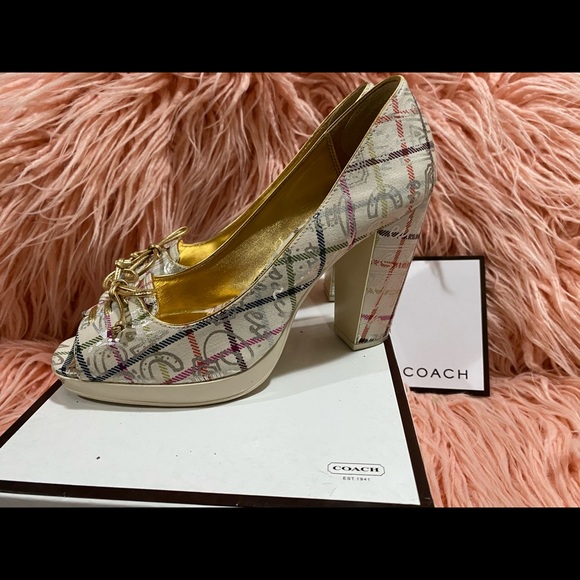 Coach heels - Picture 5 of 6